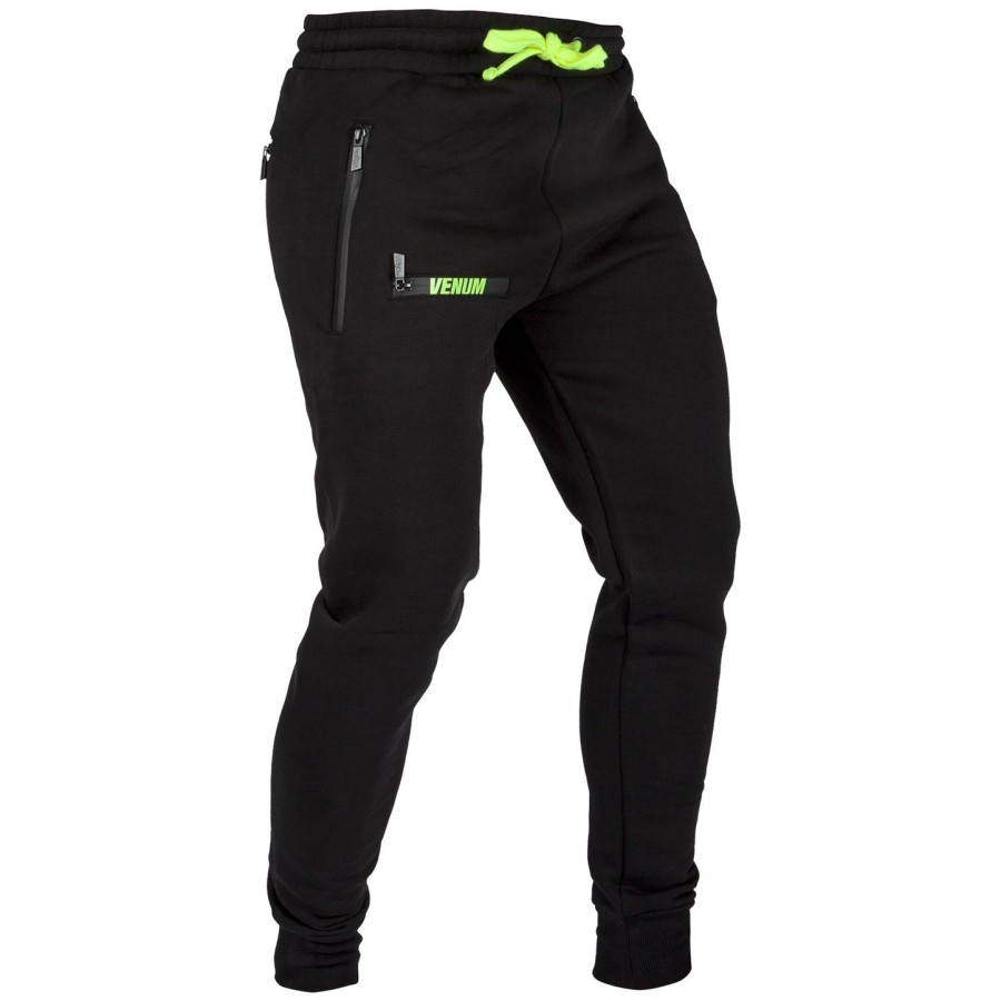 venum training camp joggers