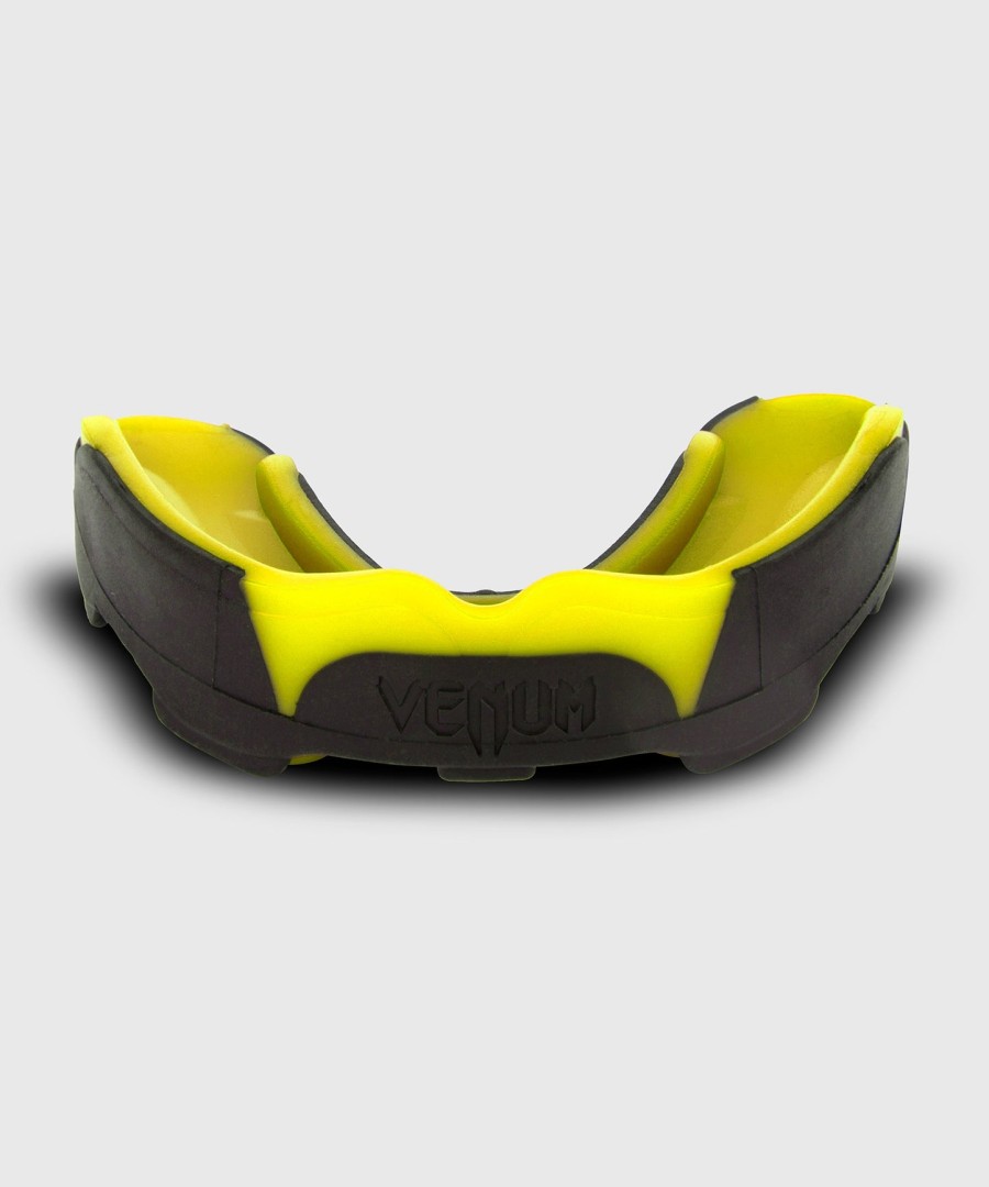 venum predator mouthguard