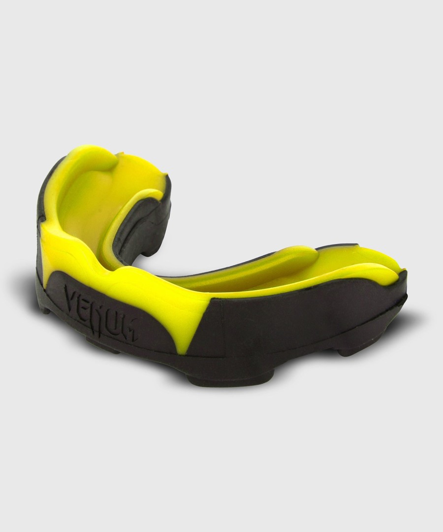 venum predator mouthguard