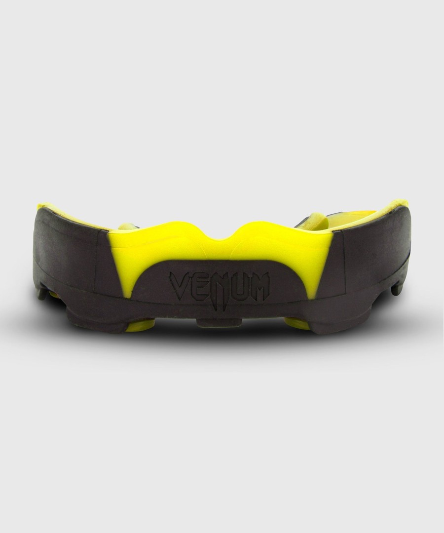 venum predator mouthguard