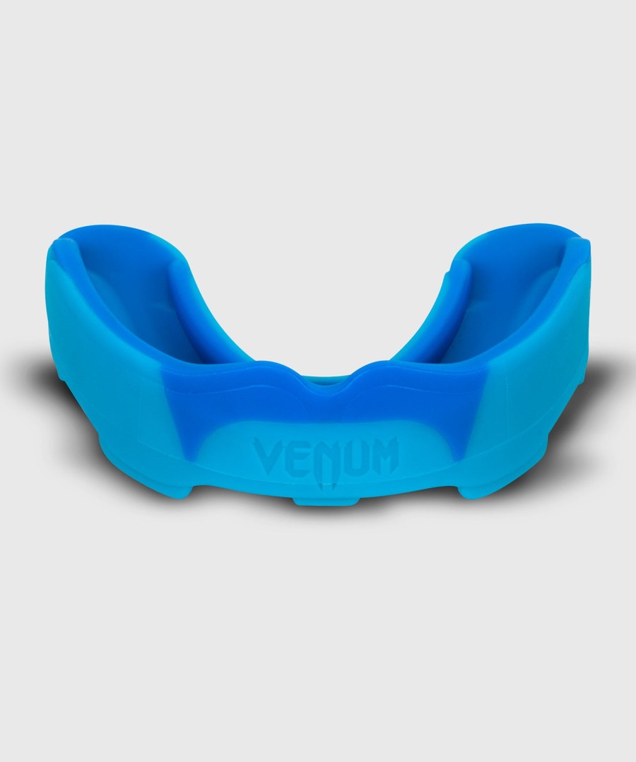 venum predator mouthguard - blue