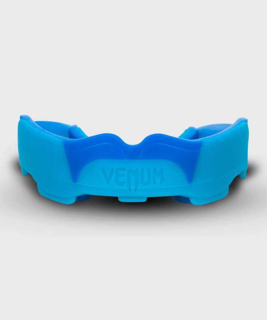 venum predator mouthguard - blue