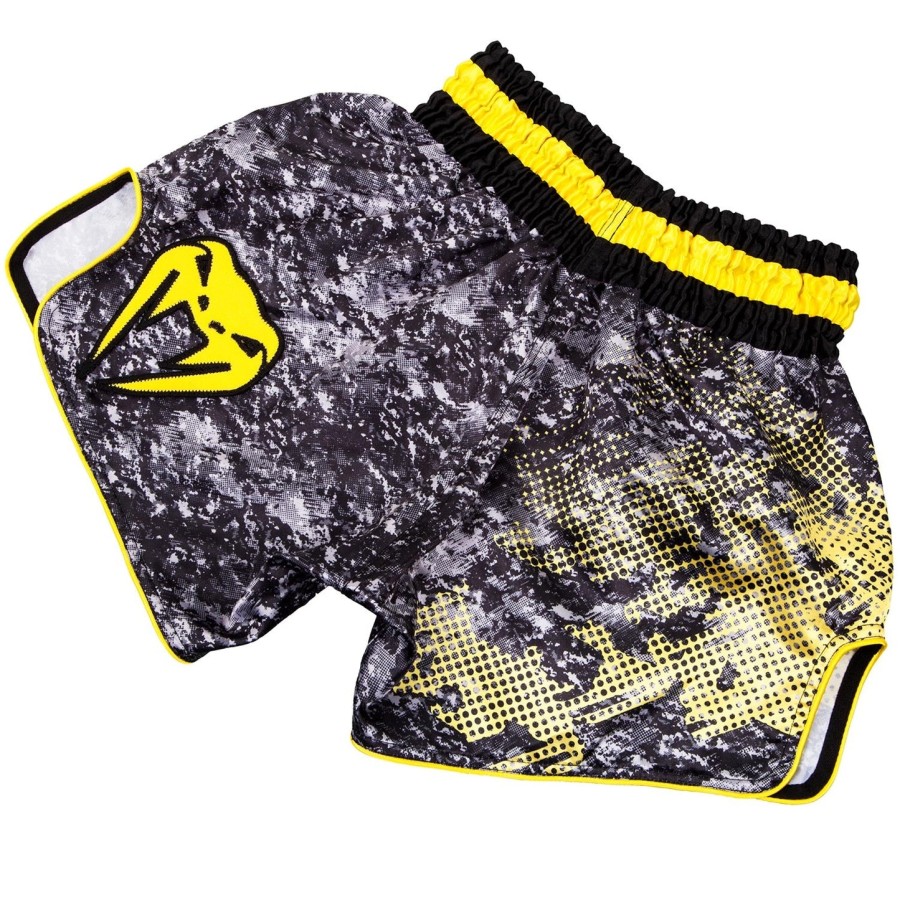 venum tramo muay thai shorts - blackyellow