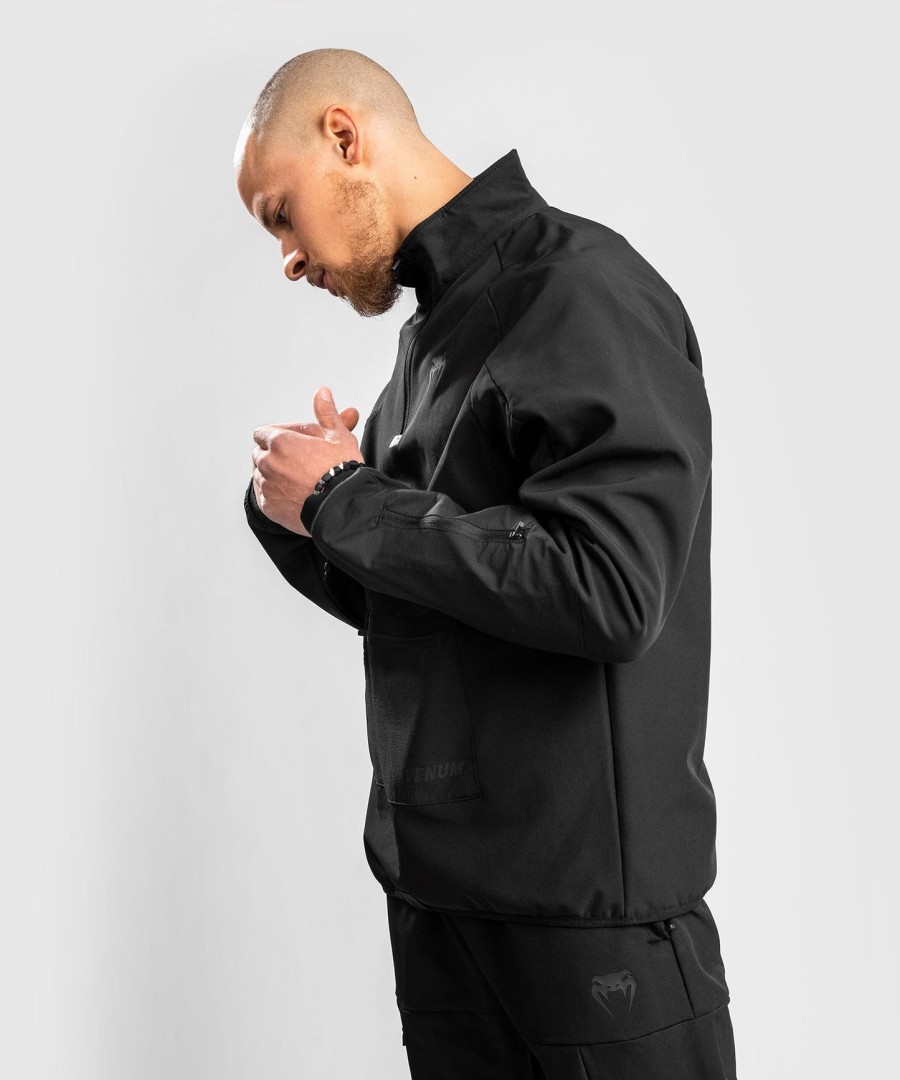 venum altitude half-zip sweater - black