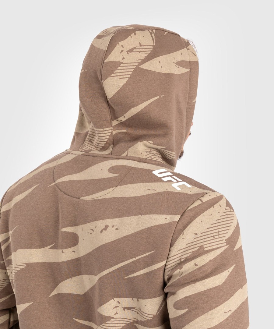 ufc adrenaline by venum fight week men pullover hoodie - desert camo