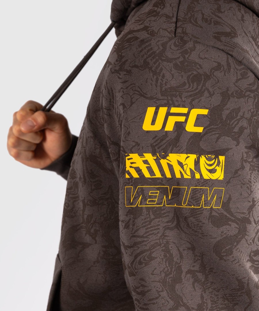ufc fusion by venum fight week men pullover hoodie - earthen brown