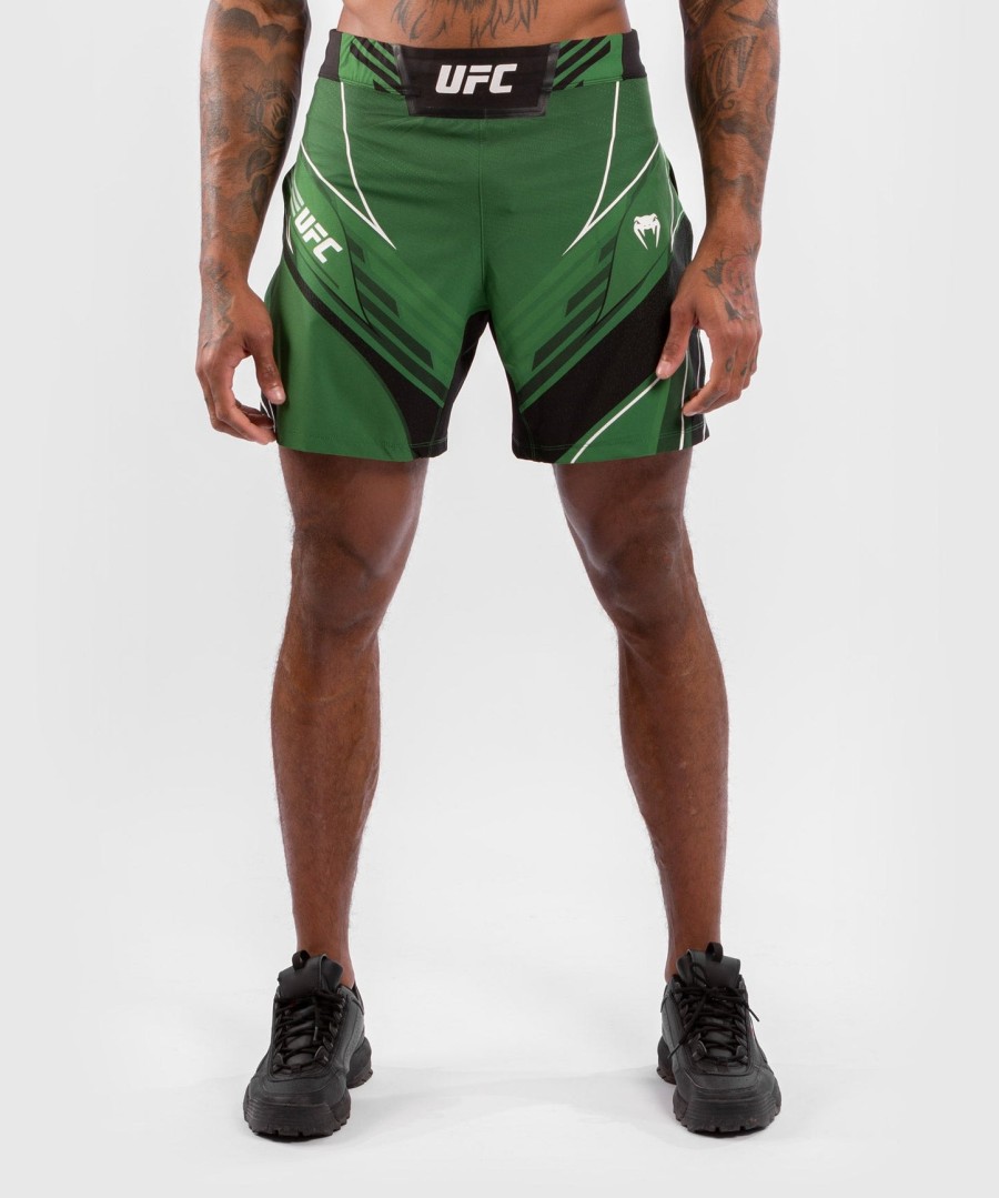 ufc venum authentic fight night men gladiator shorts - green