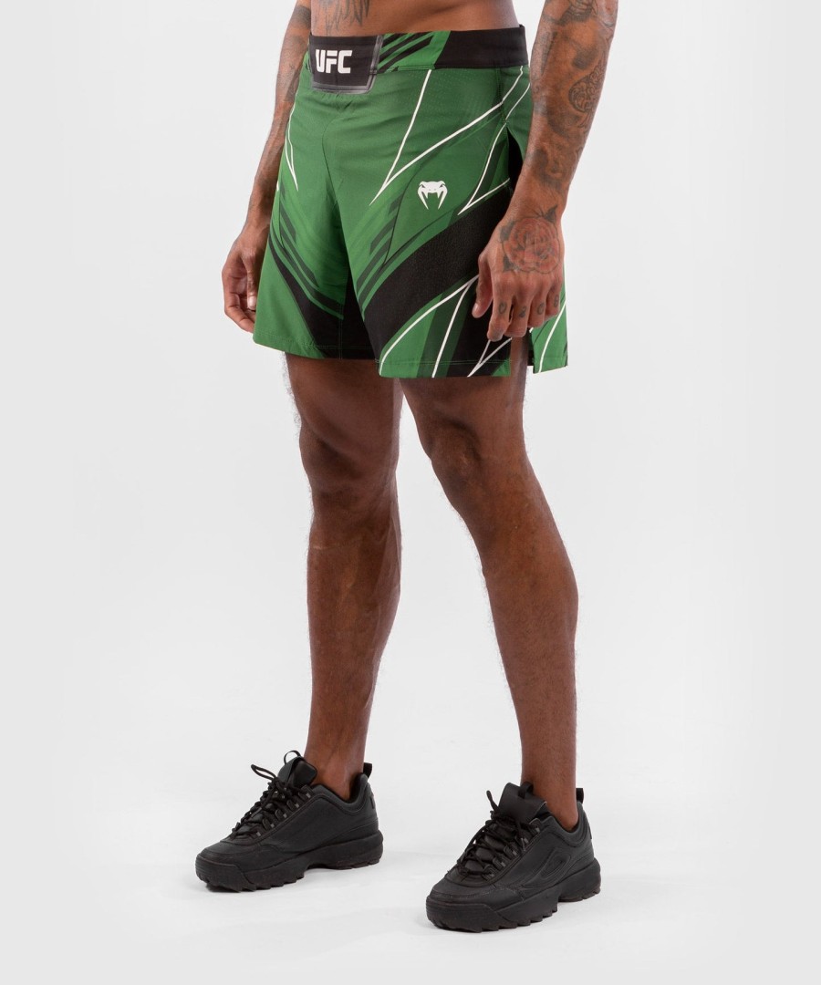 ufc venum authentic fight night men gladiator shorts - green