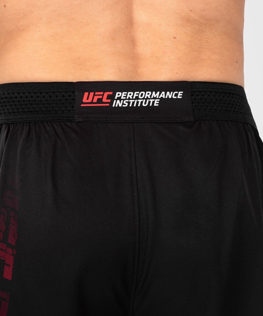 ufc venum performance institute 2.0 men performance short - blackred
