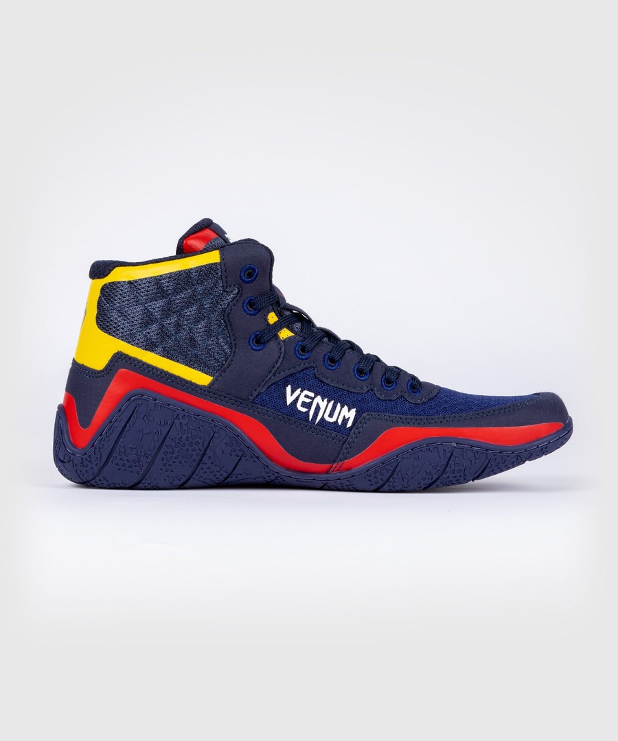 venum elite wrestling shoes - blueyellow